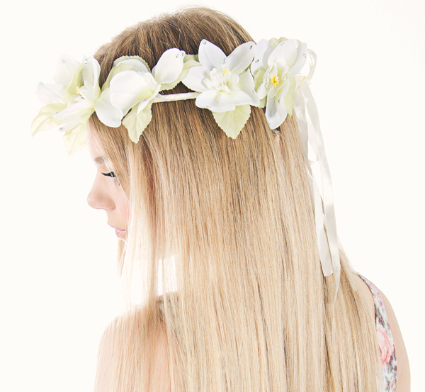  Hårkrans - Blommor vit till Midsommar